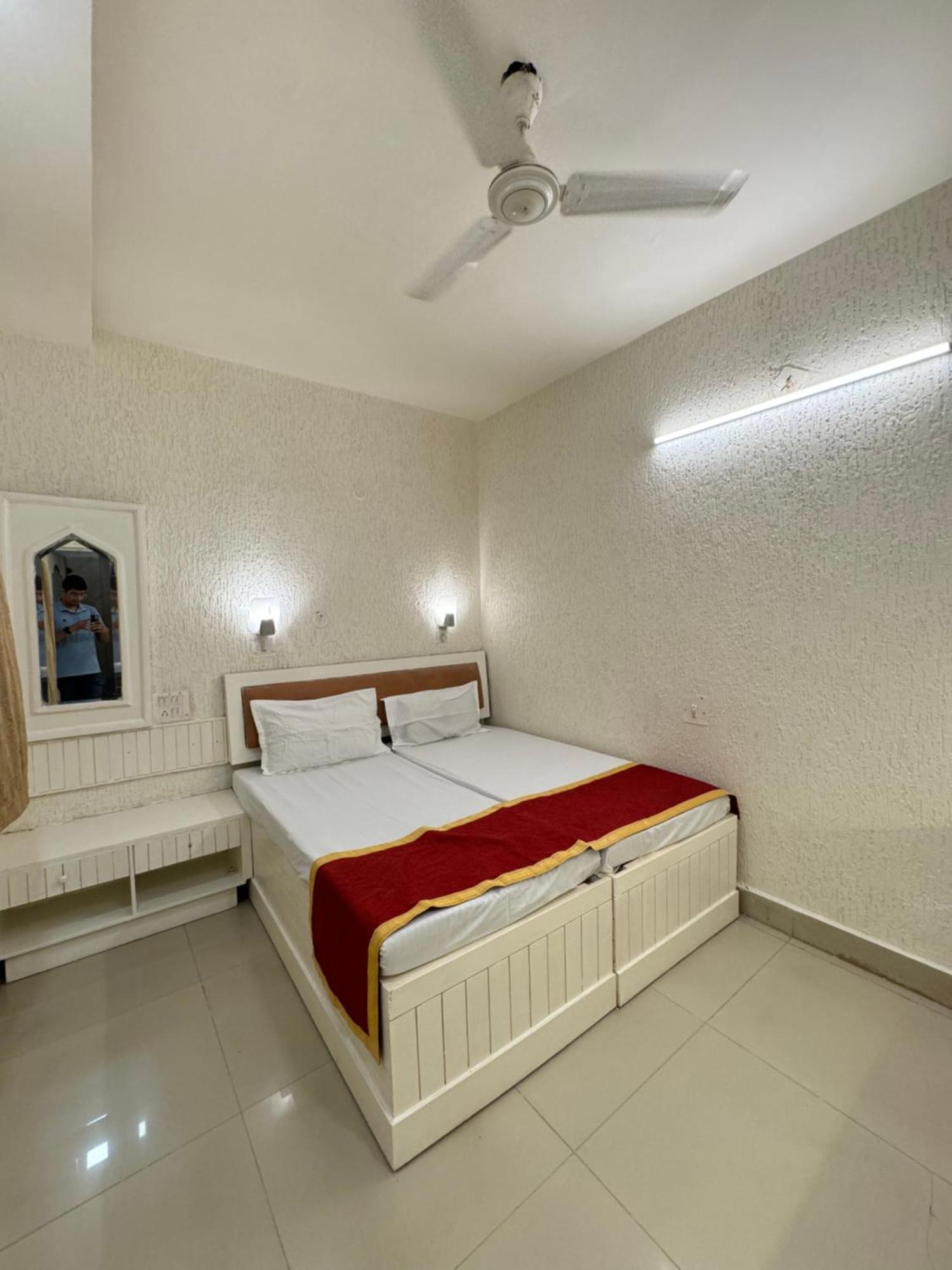 Kamal Nearest To Taj Mahal 2* Agra (Uttar Pradesh)
